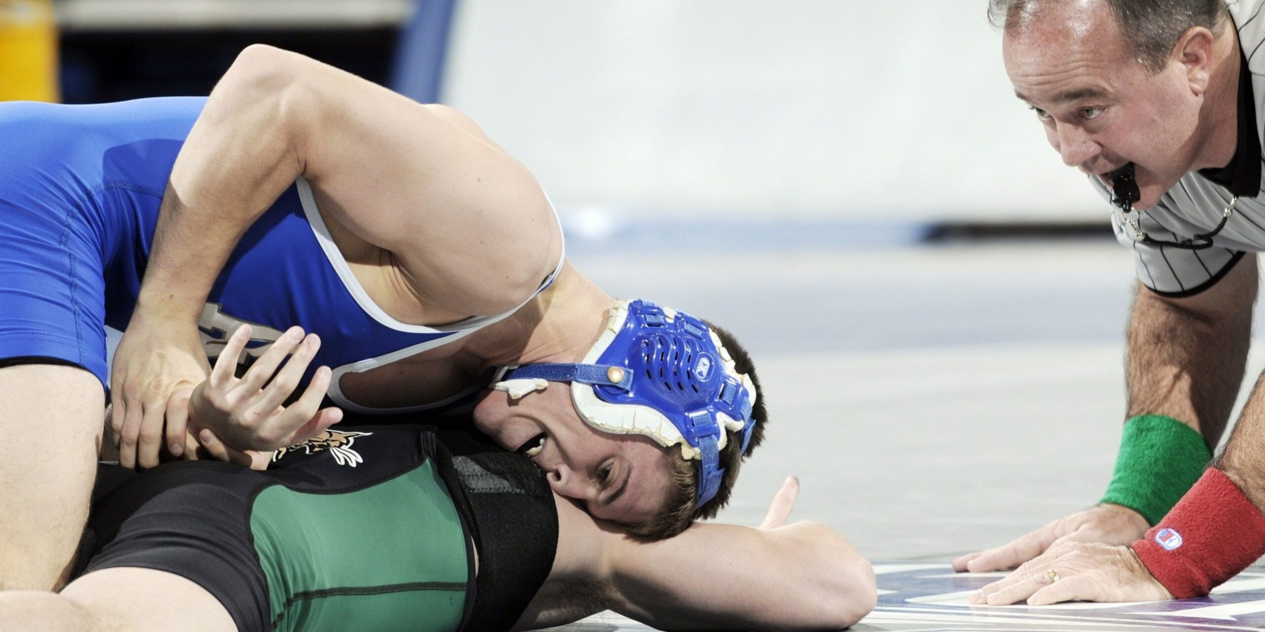 Wrestling Rules for Beginners: Your Guide to Scoring and Avoiding Fouls